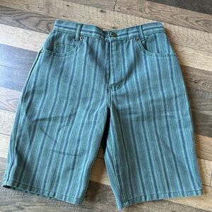 Groovy Y2K dad shorts